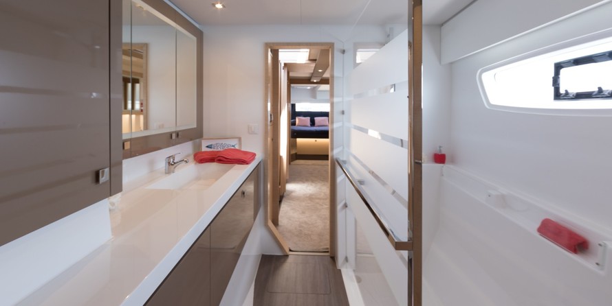 Fountaine Pajot Saona 47