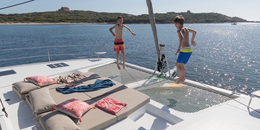 Fountaine Pajot Saona 47