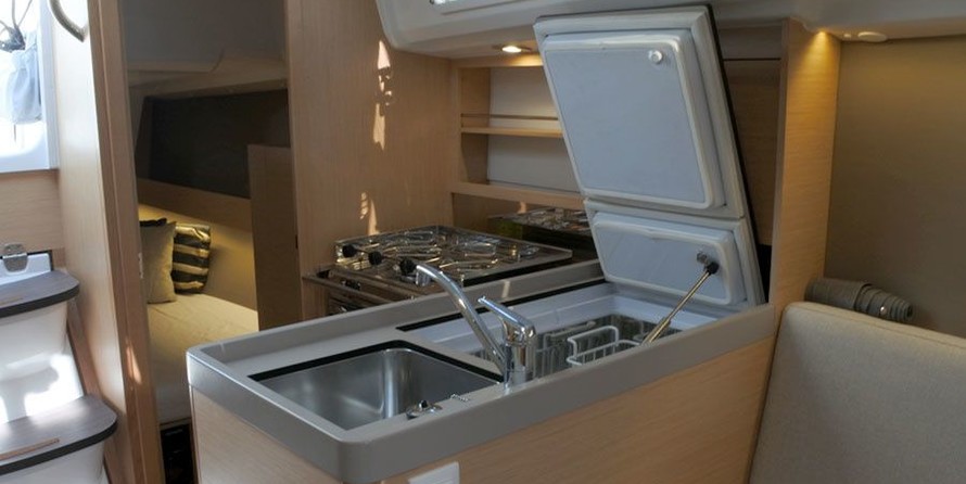 Beneteau Oceanis 30.1