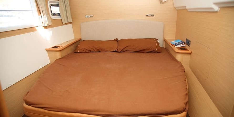 Lagoon 440