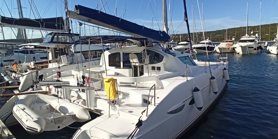 Fountaine Pajot Lavezzi 40