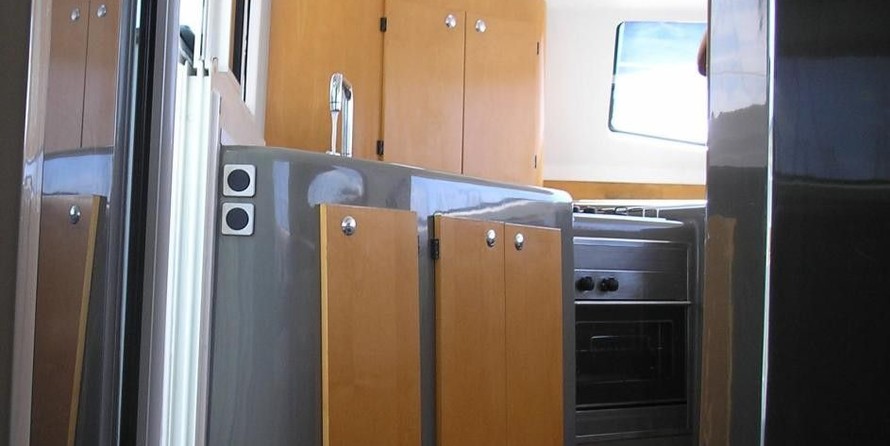 Fountaine Pajot Lavezzi 40