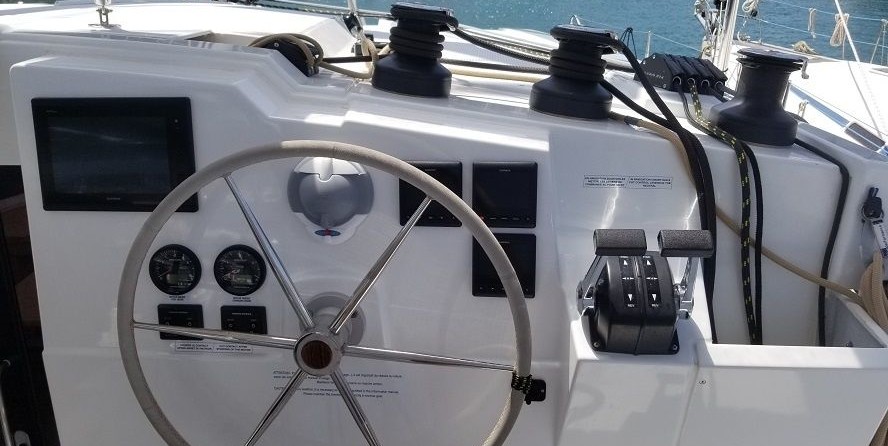 Fountaine Pajot Lucia 40