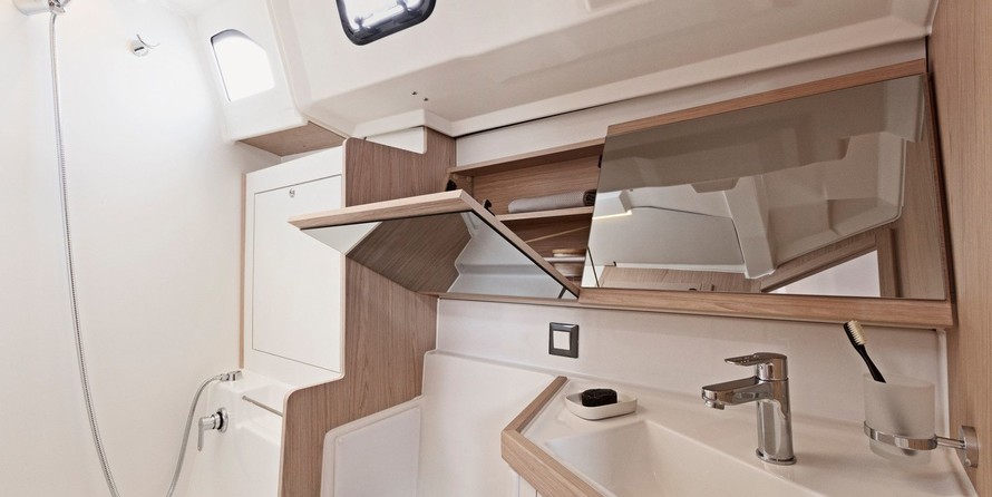 Beneteau Oceanis 46.1