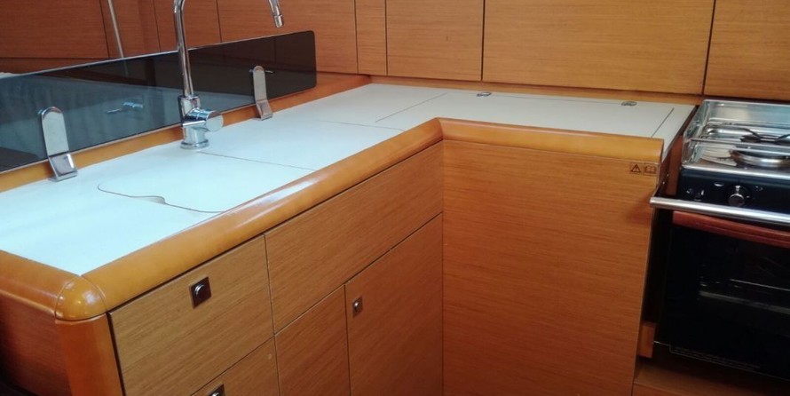 Jeanneau Sun Odyssey 379
