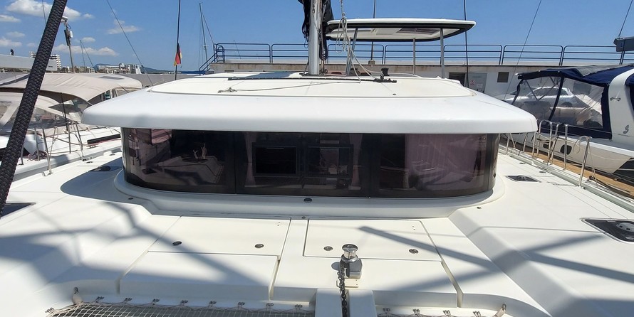 Lagoon 42