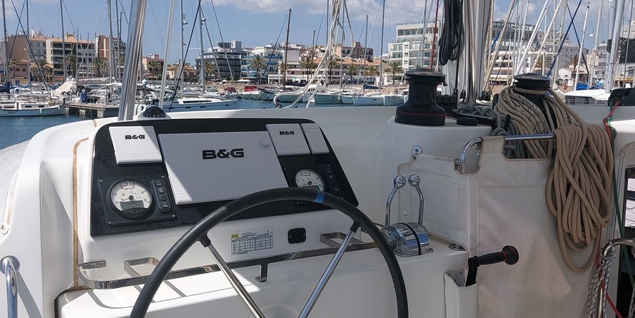 Lagoon 42