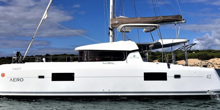 Lagoon 42