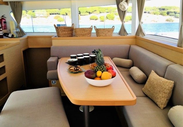 Lagoon 42