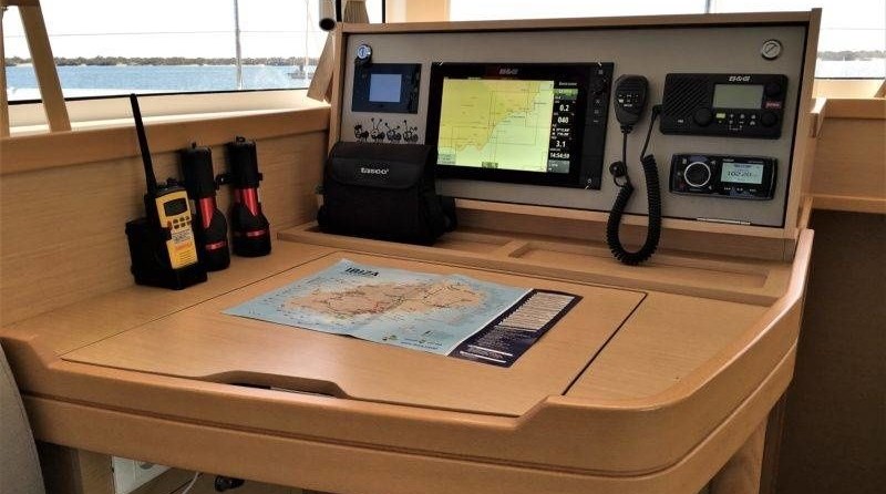 Lagoon 42