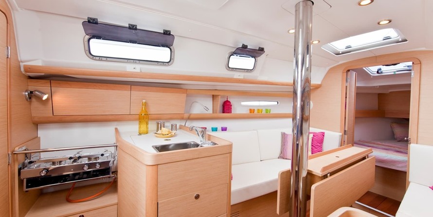 Beneteau First 30
