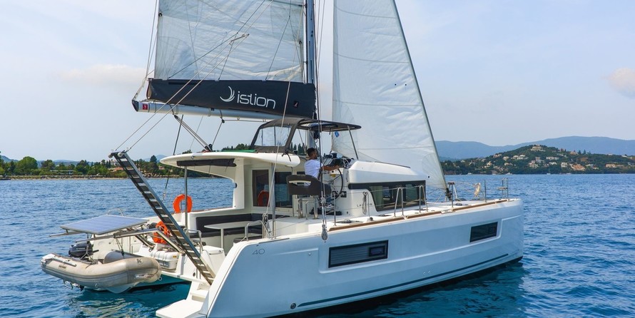 Lagoon 40