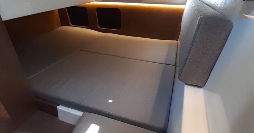 Jeanneau Merry Fisher 895