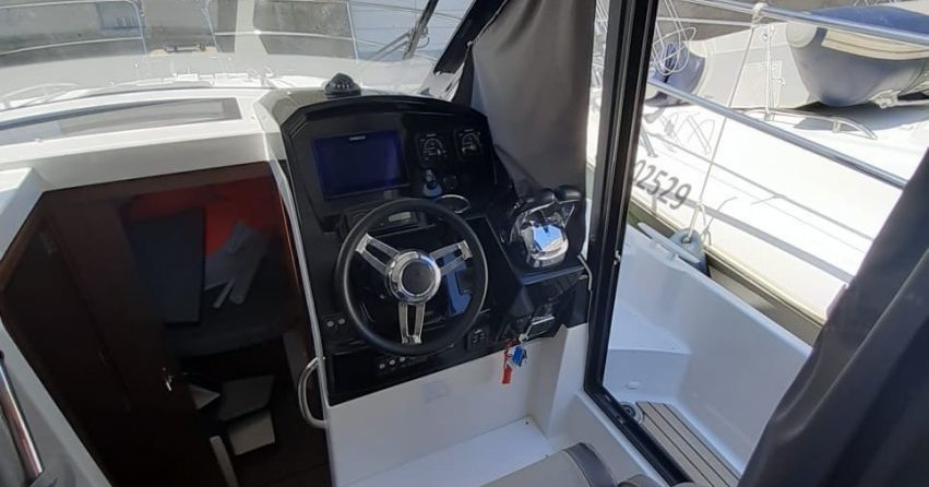 Jeanneau Merry Fisher 895