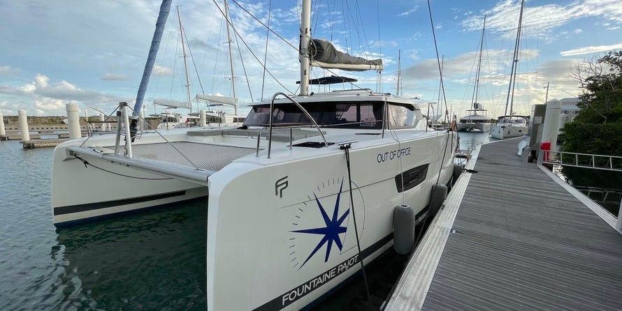 Fountaine Pajot Astréa 42