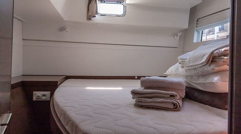 Lagoon 40