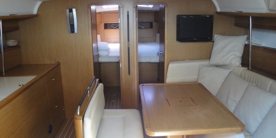 Jeanneau Sun Odyssey 49