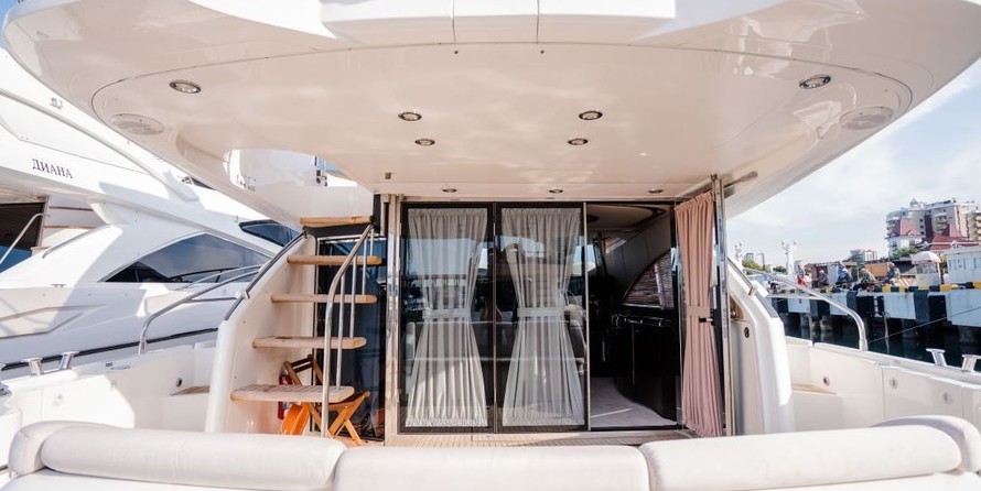 Fairline 58 Squadron