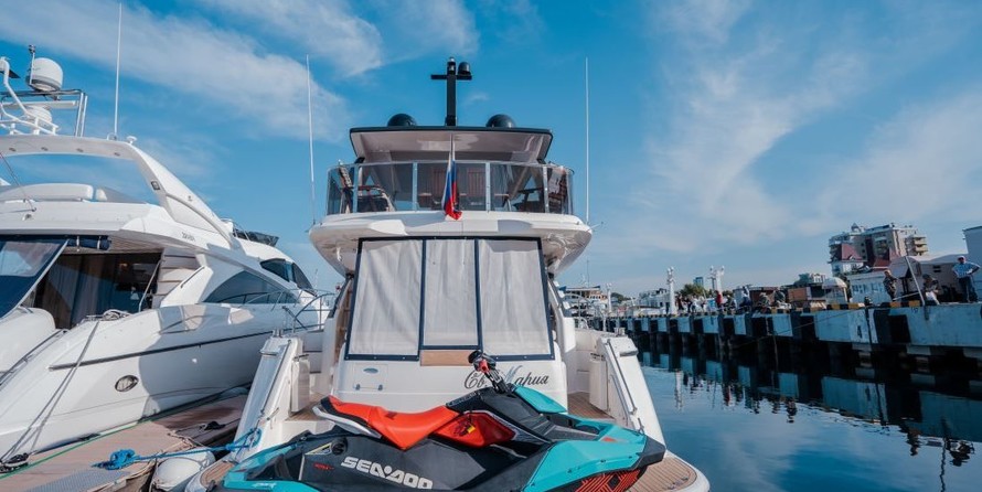 Fairline 58 Squadron