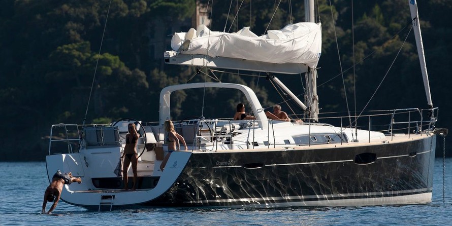 Beneteau Oceanis 58