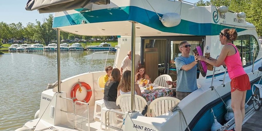 Cantieri estensi goldstar 560 c fly