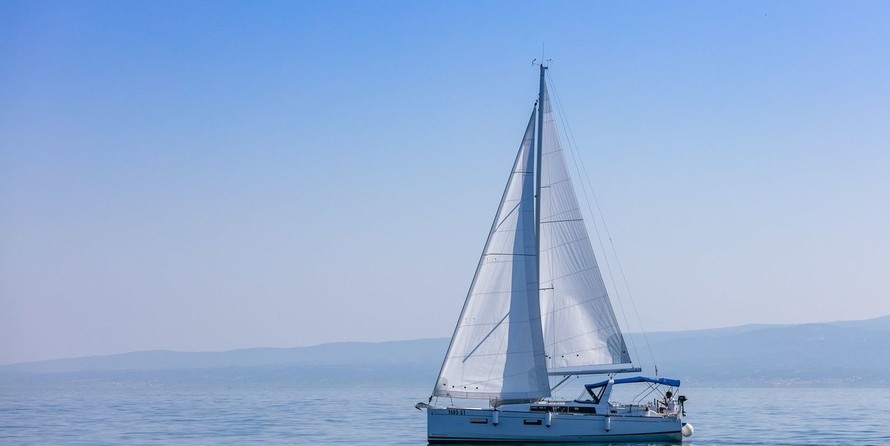 Beneteau Oceanis 38