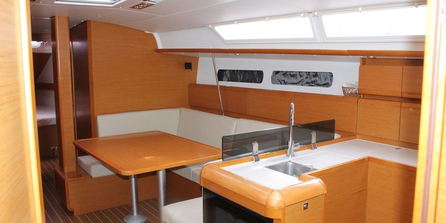 Jeanneau Sun Odyssey 439