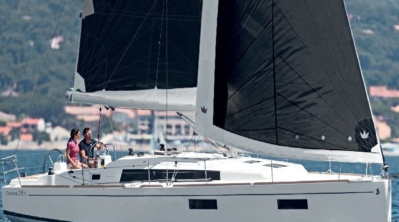 Beneteau Oceanis 38