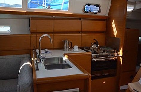 Jeanneau Sun Odyssey 389