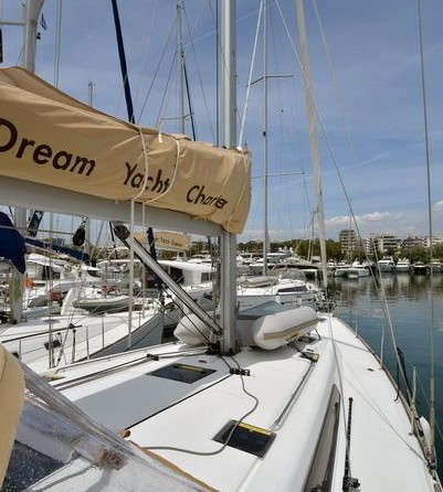 Beneteau Oceanis 48