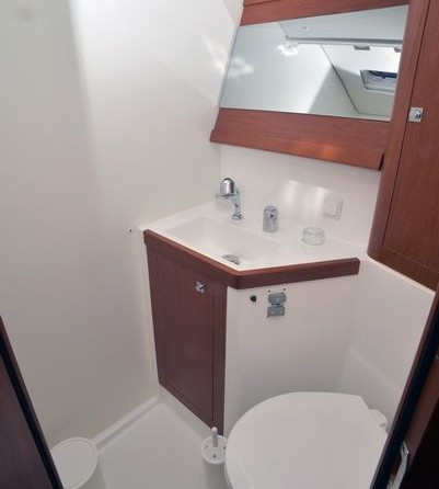 Beneteau Oceanis 48