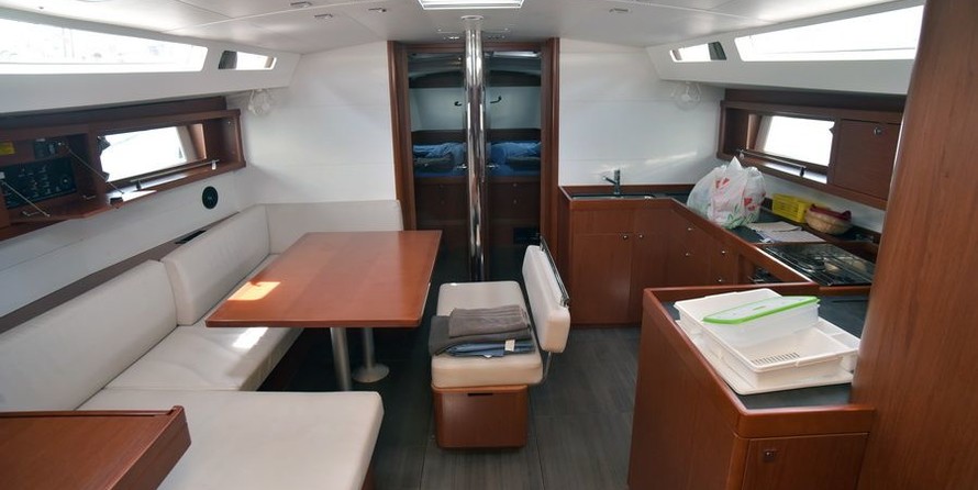 Beneteau Oceanis 48