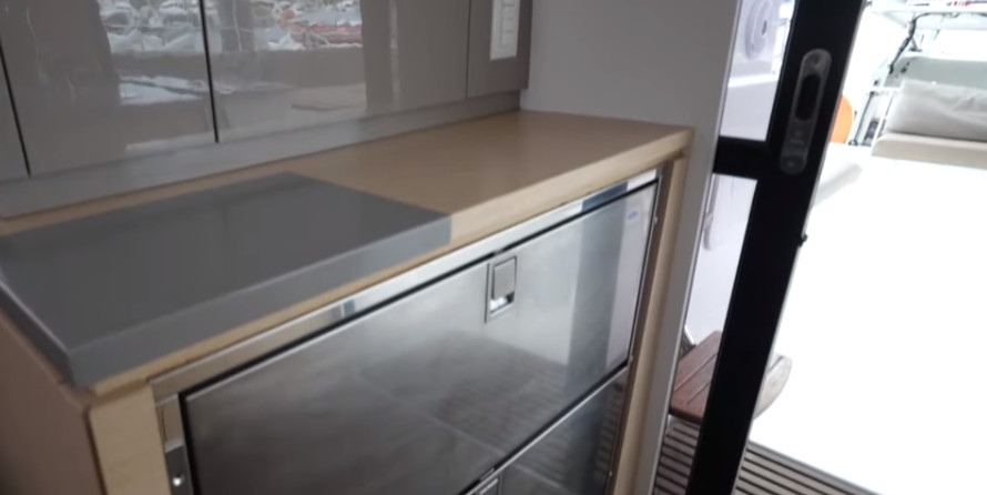 Fountaine Pajot Helia 44