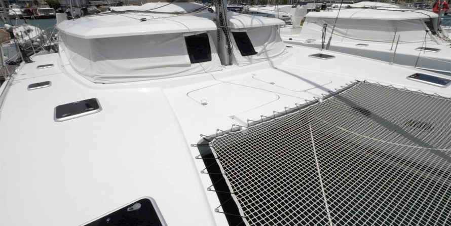 Fountaine Pajot Helia 44