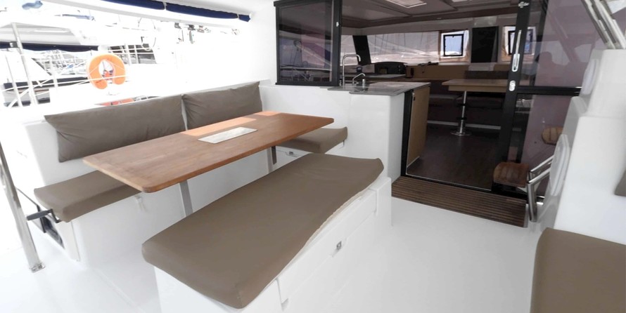 Fountaine Pajot Helia 44