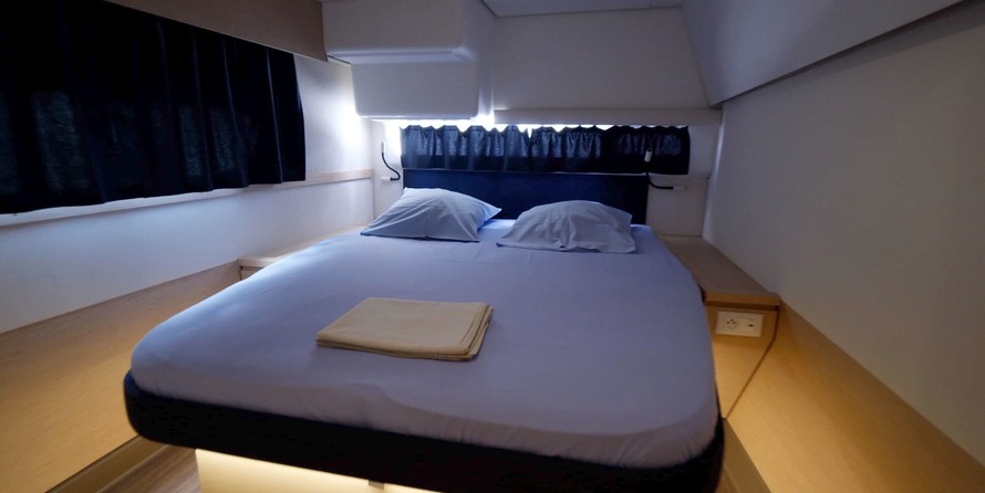 Fountaine Pajot Helia 44