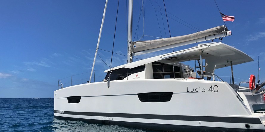 Fountaine Pajot Lucia 40