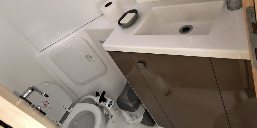 Fountaine Pajot Lucia 40