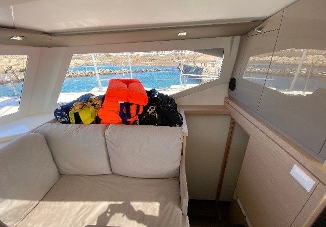 Fountaine Pajot Lucia 40