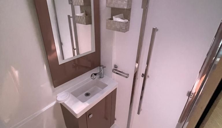 Fountaine Pajot Astréa 42