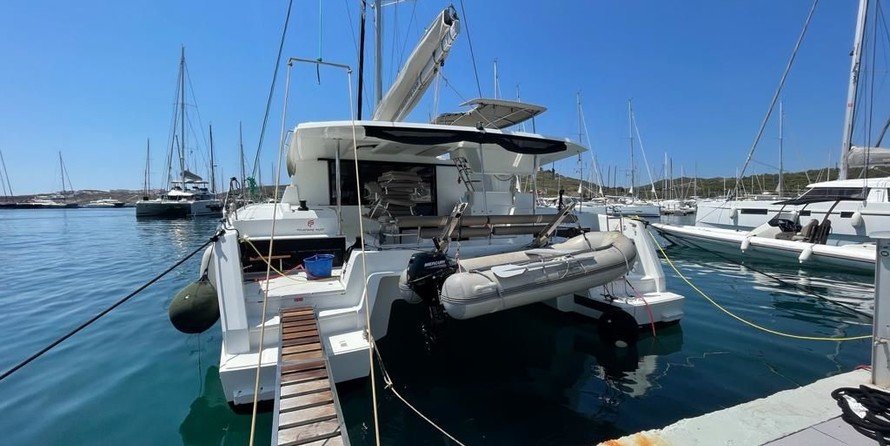 Fountaine Pajot Astréa 42