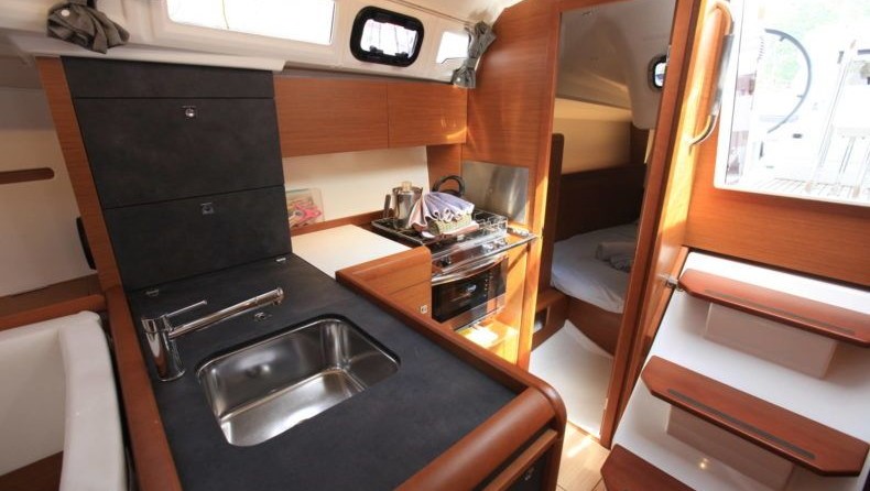Jeanneau Sun Odyssey 349