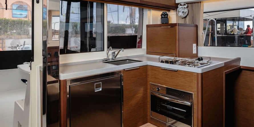 Lagoon 40