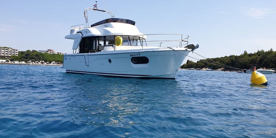 Beneteau Swift Trawler 35