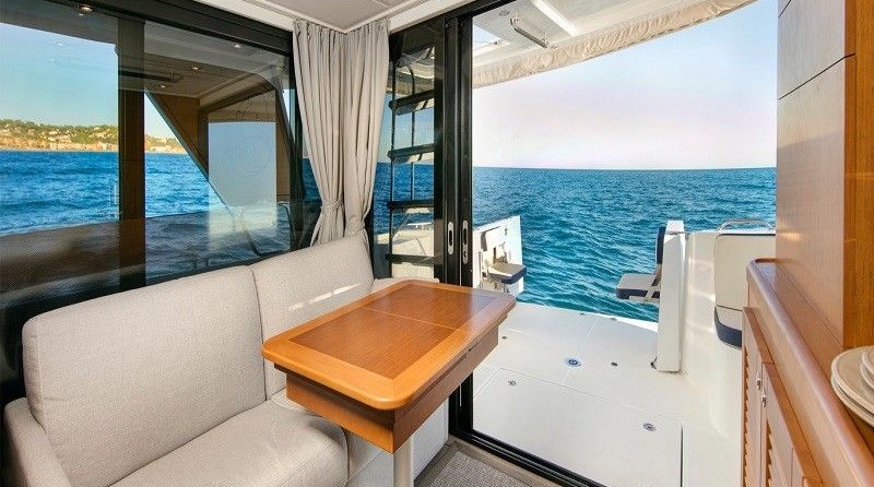 Beneteau Swift Trawler 35