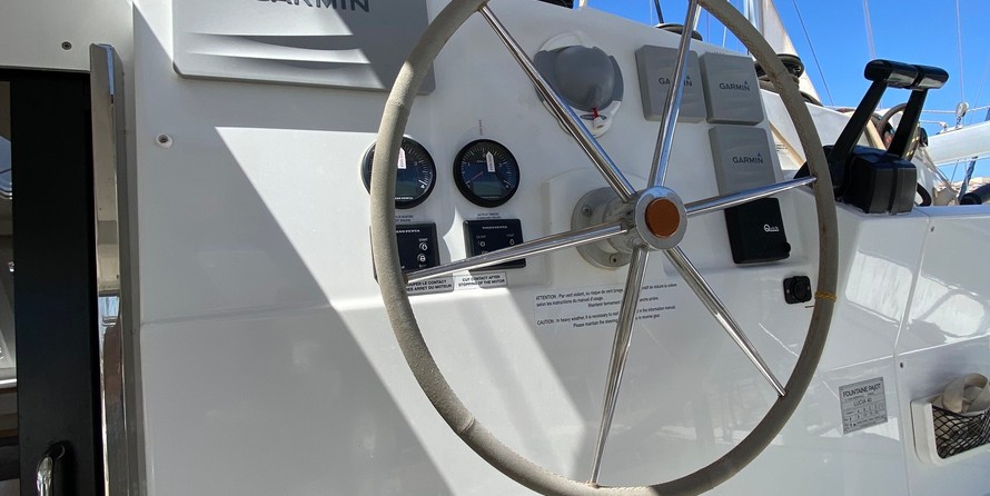 Fountaine Pajot Lucia 40