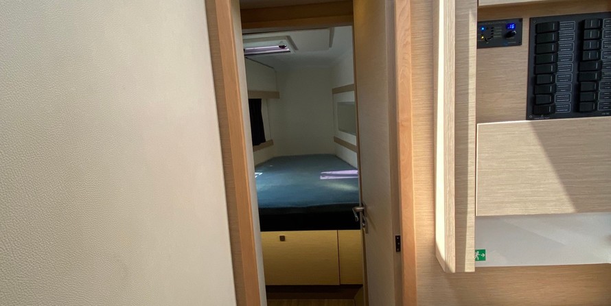 Fountaine Pajot Lucia 40