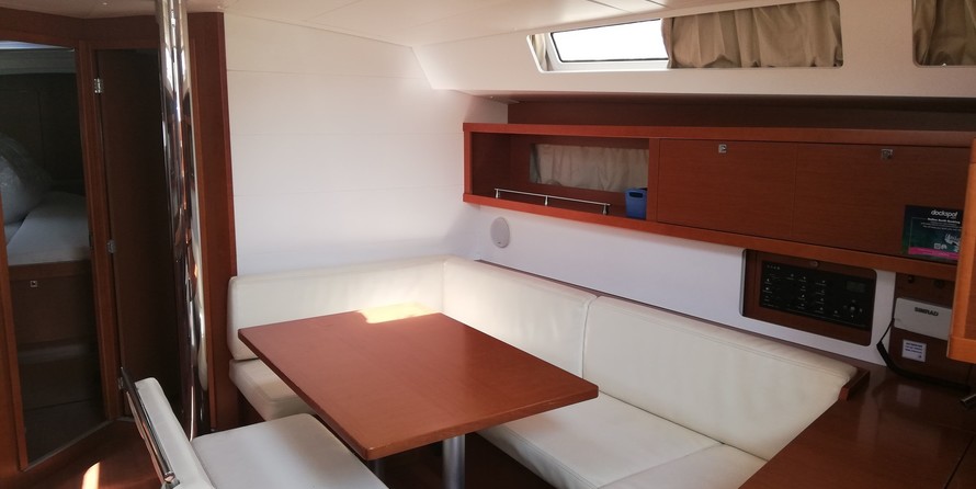 Beneteau Oceanis 45