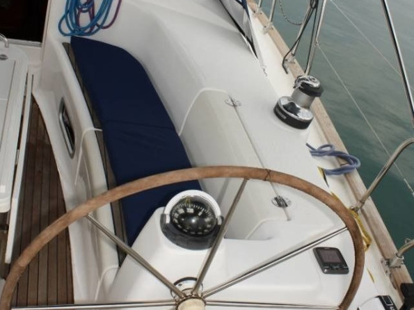 Bavaria 44
