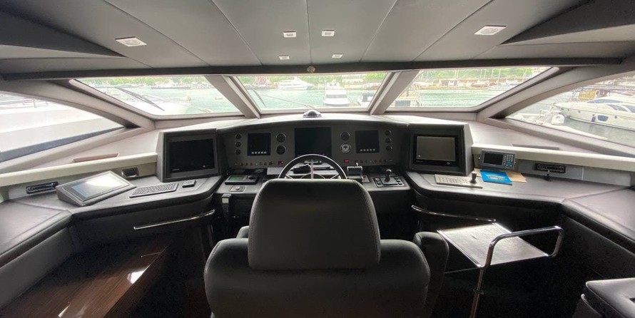 Azimut 116